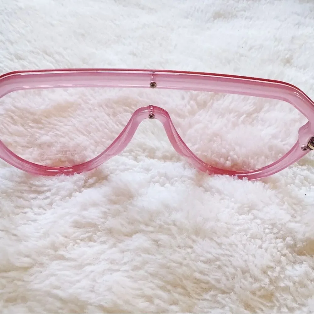 Stylens bold futuristic